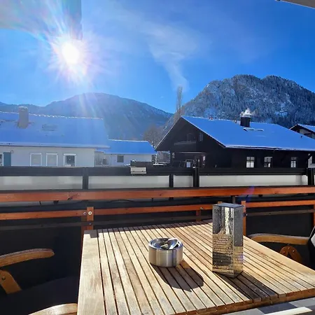 Wolf - Zentral In Mit Panorama-alpenblick Und Ruhiger Lage Pfronten