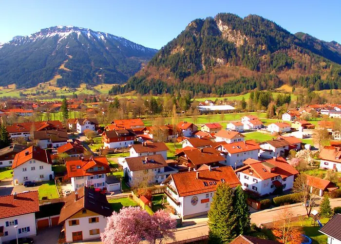 Apartment Wolf - Zentral In Mit Panorama-alpenblick Und Ruhiger Lage Pfronten