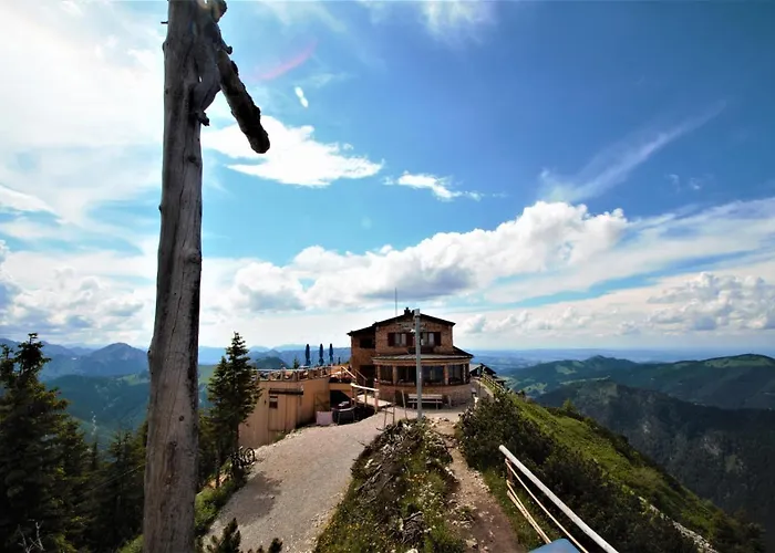 Wolf - Zentral In Mit Panorama-alpenblick Und Ruhiger Lage Апартаменты Пфронтен