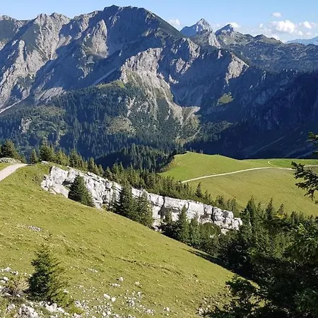 Wolf - Zentral In Mit Panorama-alpenblick Und Ruhiger Lage Appartement