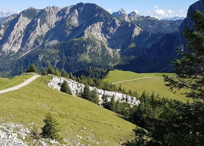 Wolf - Zentral In Mit Panorama-alpenblick Und Ruhiger Lage Apartament